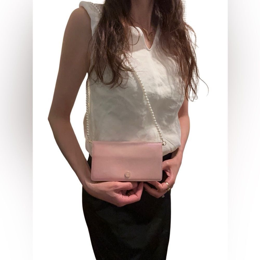 Gucci pink long Cc logo wallet